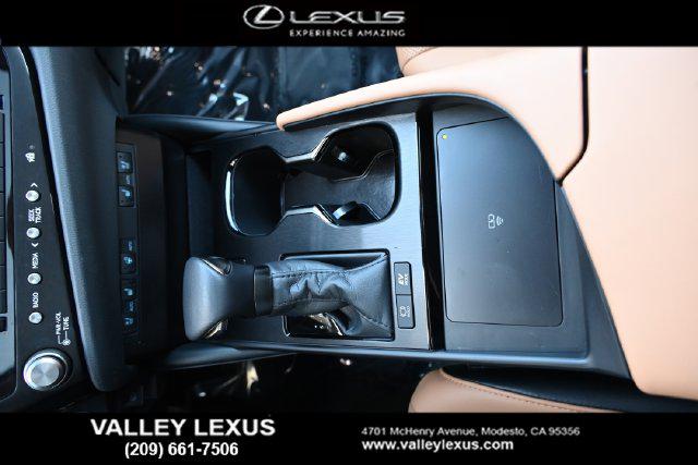 2025 Lexus ES 300h 300h
