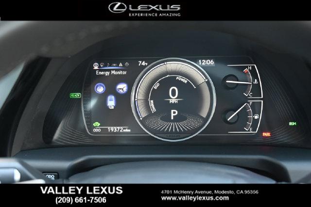 2025 Lexus ES 300h 300h