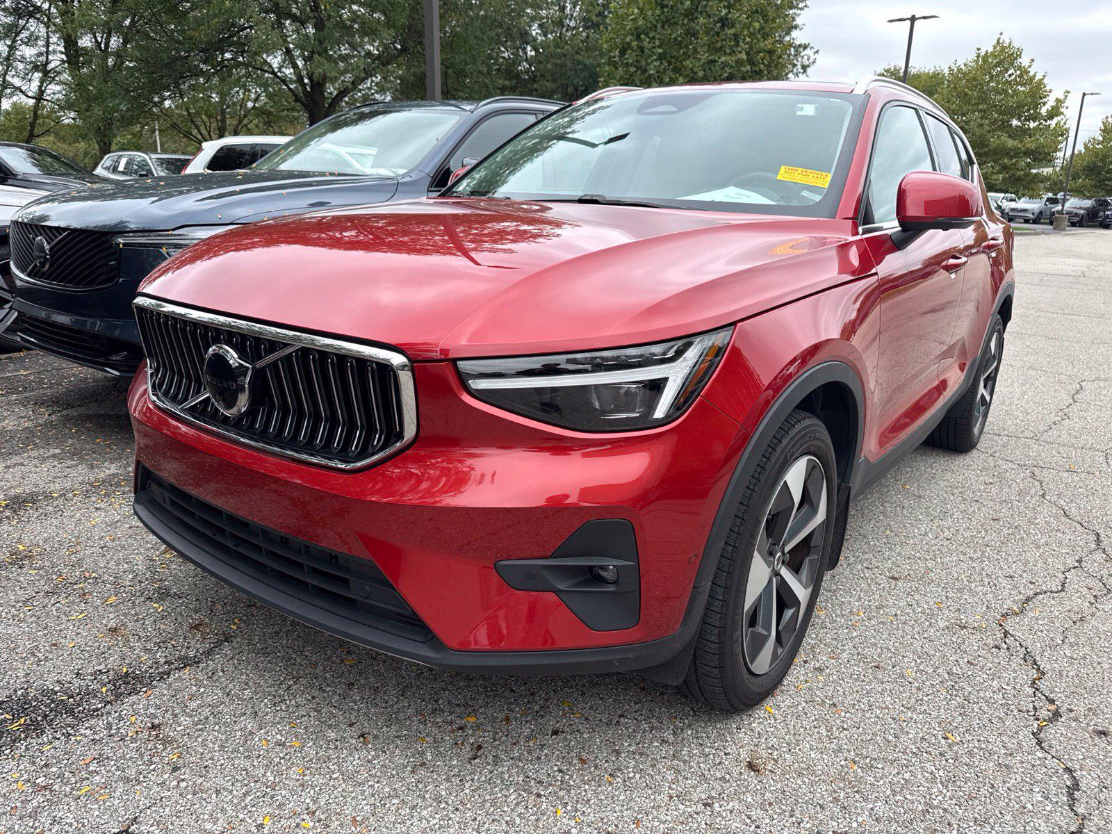 /2024 Volvo XC40