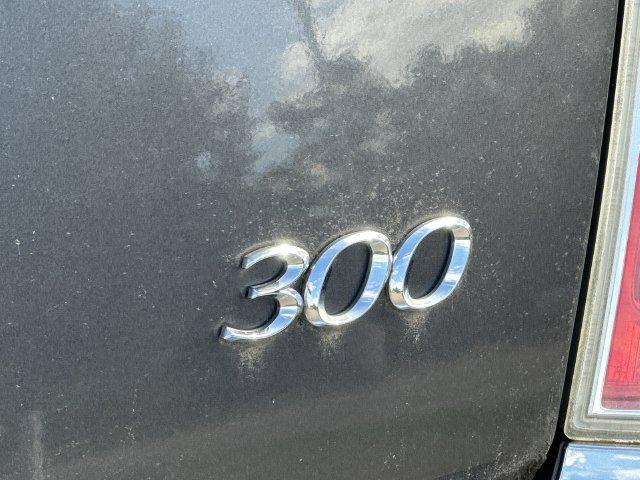 2014 Chrysler 300 Base