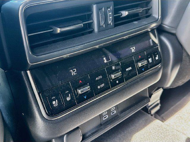 2024 Lexus LX Luxury