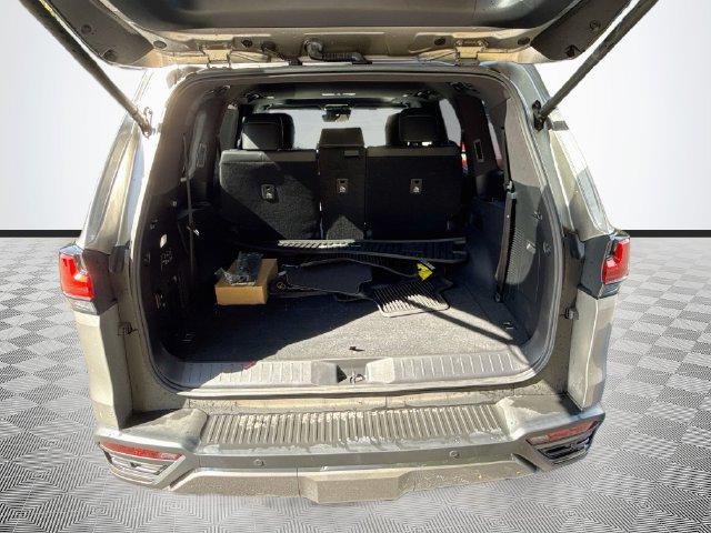 2024 Lexus LX Luxury