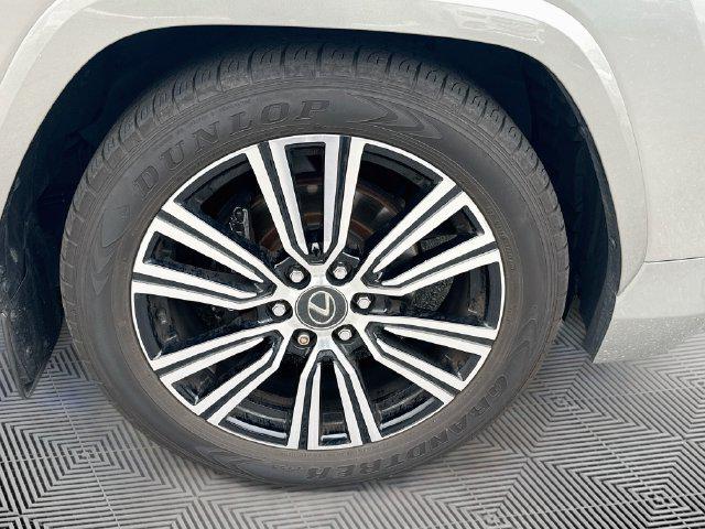 2024 Lexus LX Luxury