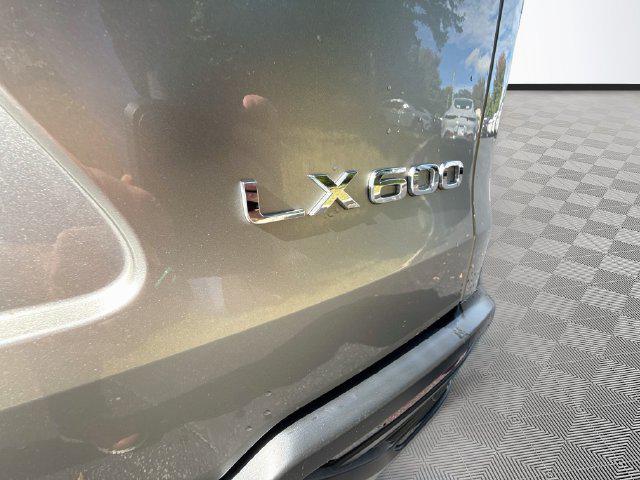 2024 Lexus LX Luxury