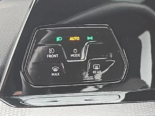 2024 Volkswagen Golf GTI 2.0T SE