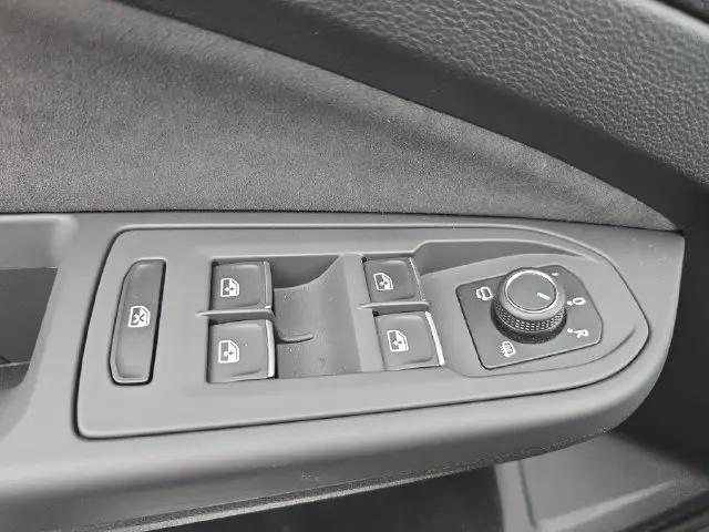 2024 Volkswagen Golf GTI 2.0T SE