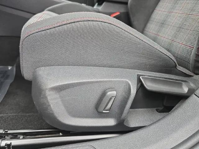 2024 Volkswagen Golf GTI 2.0T SE