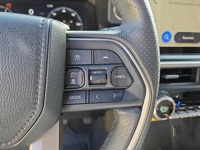 2025 Toyota 4Runner TRD Off Road