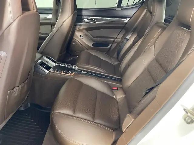 2015 Porsche Panamera GTS