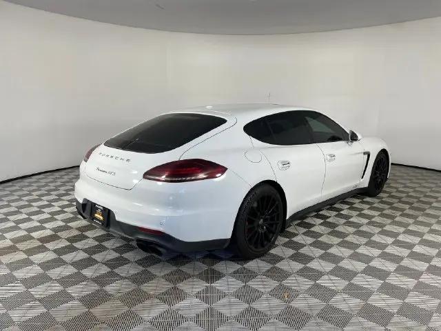 2015 Porsche Panamera GTS
