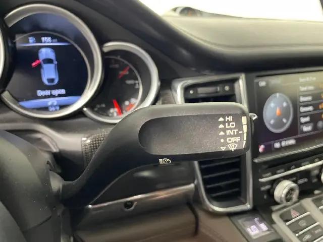 2015 Porsche Panamera GTS