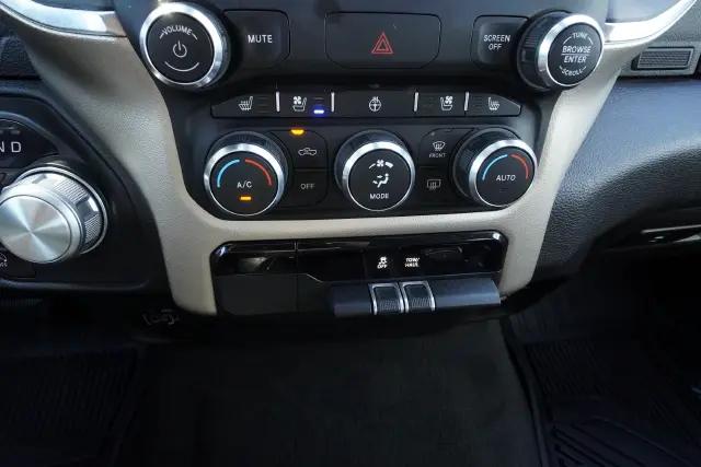 2019 Ram 1500 Laramie Crew Cab 4x4 64 Box
