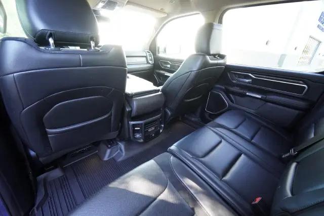 2019 Ram 1500 Laramie Crew Cab 4x4 64 Box
