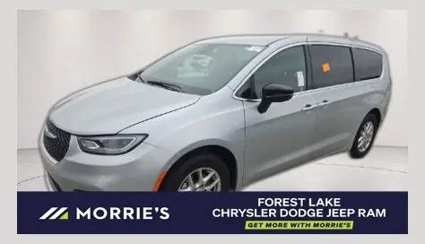 2026 Chrysler Pacifica Select for sale in Forest Lake, MN