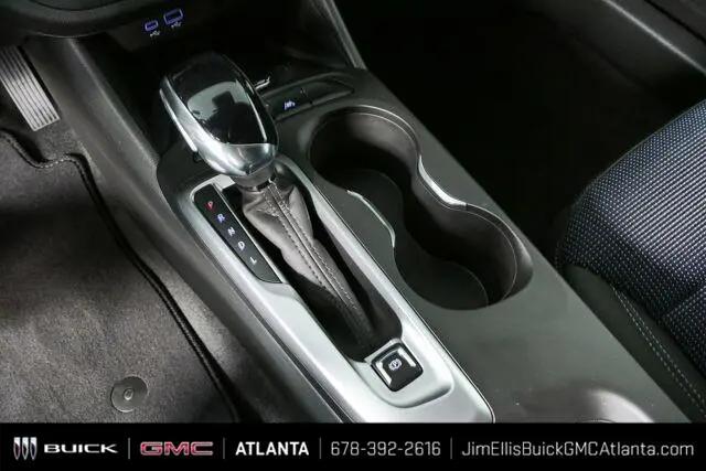 2026 Buick NV Preferred FWD