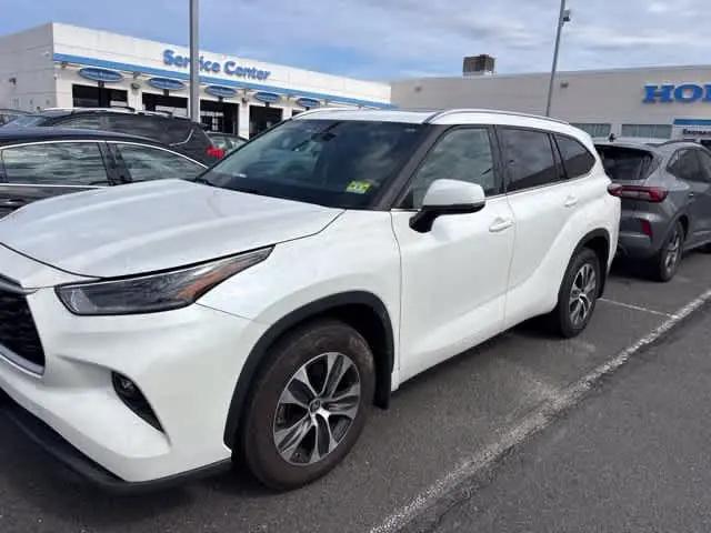 2021 Toyota Highlander XLE for sale in Union, NJ