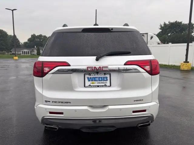 2017 GMC Acadia Denali