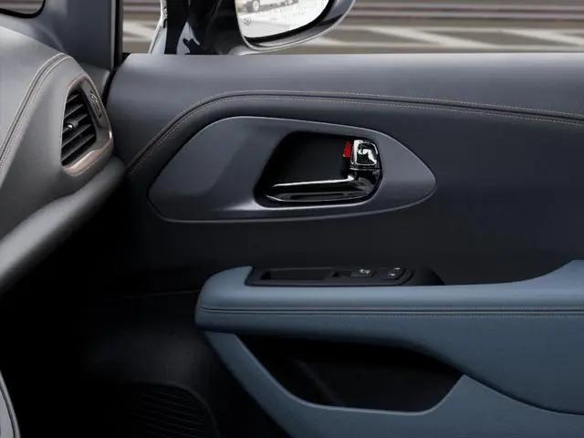 2027 Chrysler Pacifica Pinnacle AWD