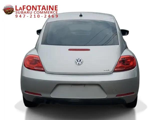 2013 Volkswagen Beetle 2.5L Entry