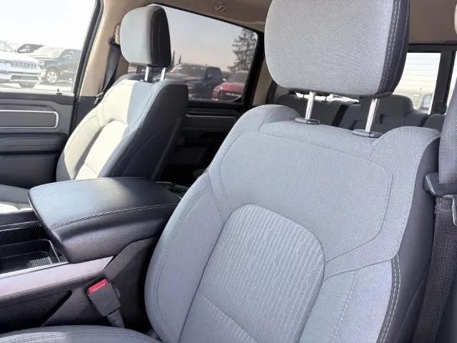 2020 Ram 1500 Big Horn Crew Cab 4x4 57 Box