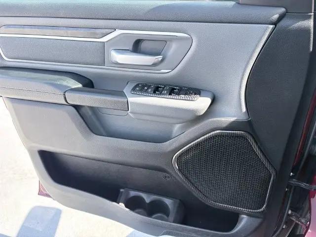 2020 Ram 1500 Big Horn Crew Cab 4x4 57 Box