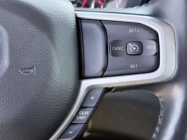 2020 Ram 1500 Big Horn Crew Cab 4x4 57 Box