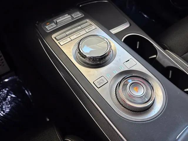 2023 Genesis GV70 2.5T AWD