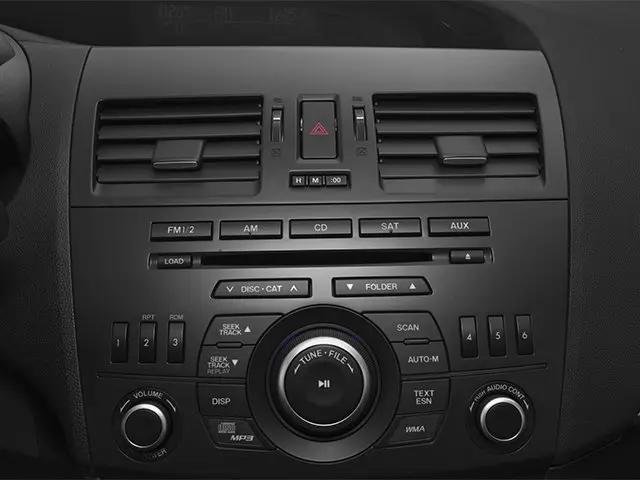 2013 Mazda Mazda3 i Sport