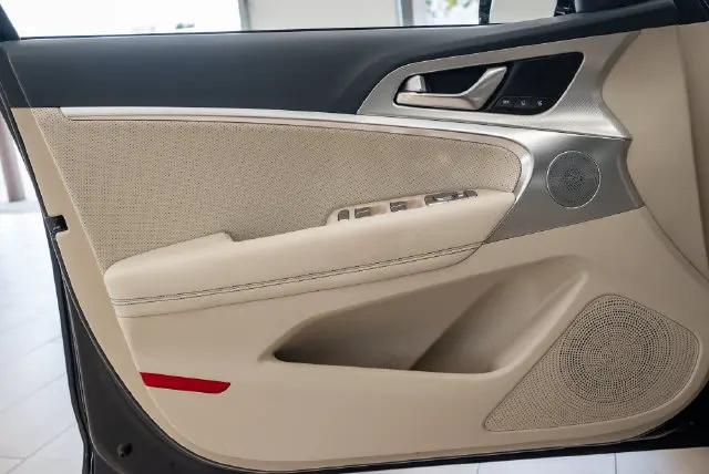 2026 Genesis G70 2.5T AWD Prestige