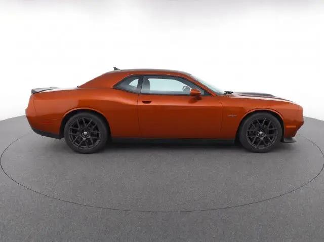 2016 Dodge Challenger R/T Shaker