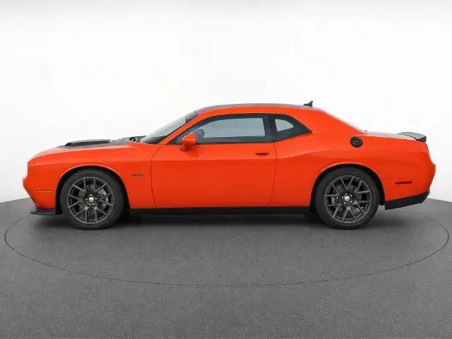 2016 Dodge Challenger R/T Shaker