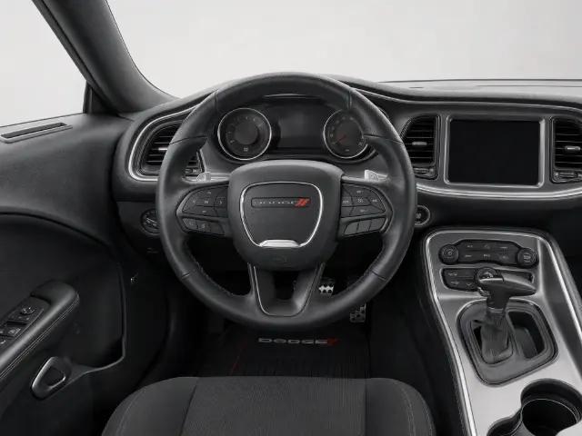 2016 Dodge Challenger R/T Shaker