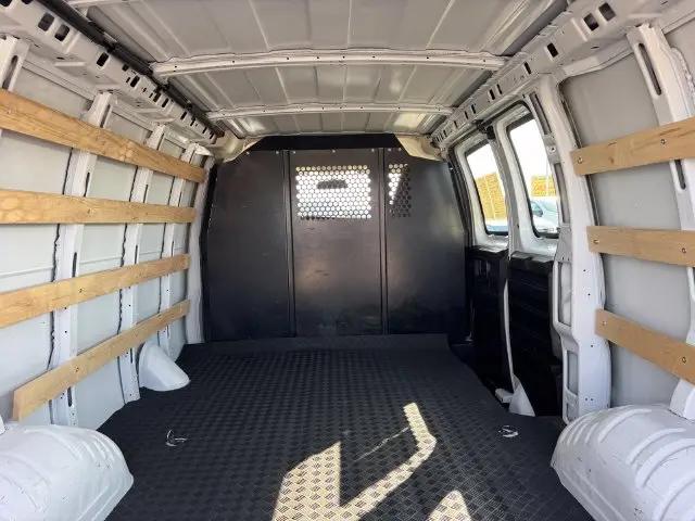 2025 GMC Savana Cargo RWD 2500 Regular Wheelbase Work Van
