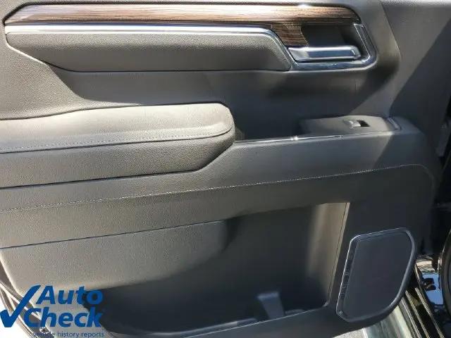 2023 Chevrolet Silverado 1500 2WD Crew Cab Short Bed LT