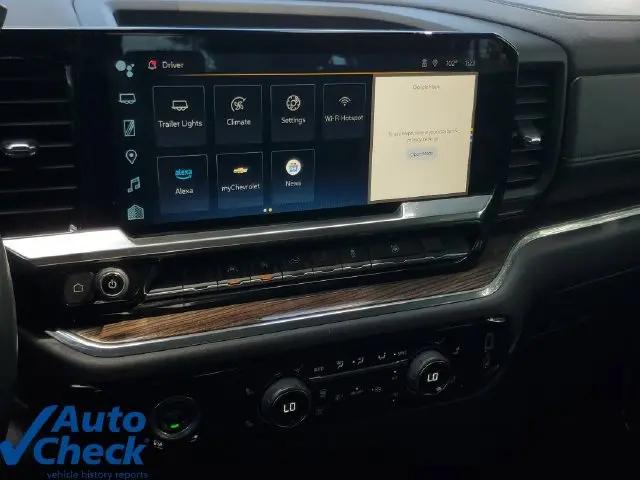 2023 Chevrolet Silverado 1500 2WD Crew Cab Short Bed LT