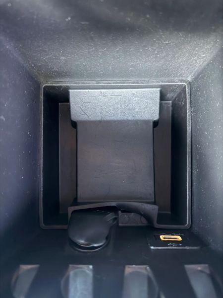 2011 Dodge Challenger Base