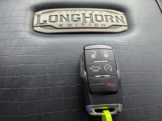 2023 Ram 3500 Limited Longhorn Crew Cab 4x4 8 Box