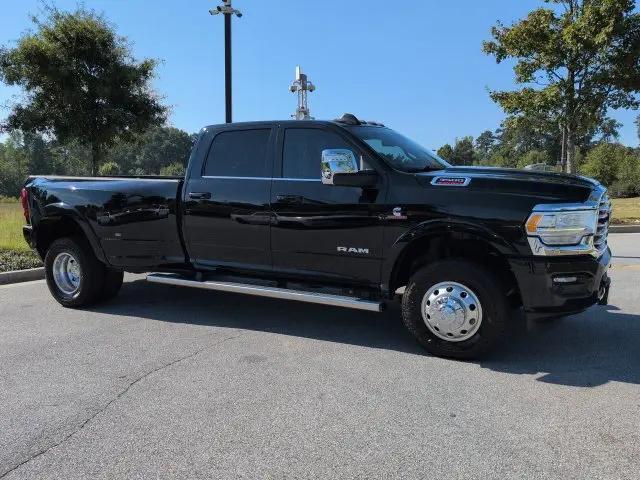 2023 Ram 3500 Limited Longhorn Crew Cab 4x4 8 Box