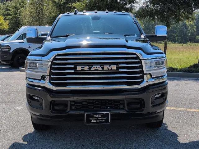 2023 Ram 3500 Limited Longhorn Crew Cab 4x4 8 Box