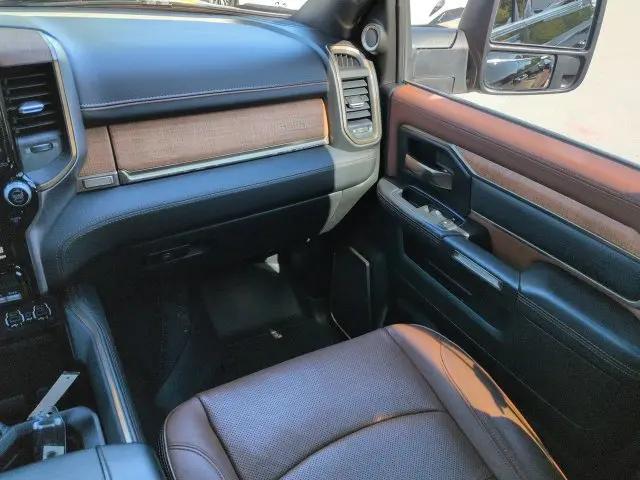 2023 Ram 3500 Limited Longhorn Crew Cab 4x4 8 Box