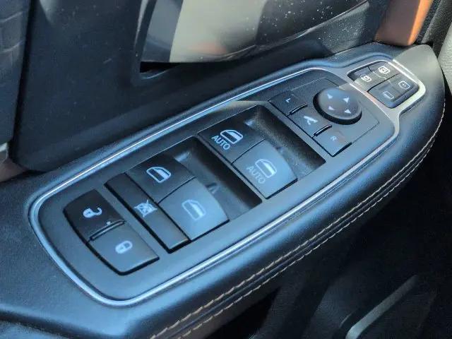 2023 Ram 3500 Limited Longhorn Crew Cab 4x4 8 Box