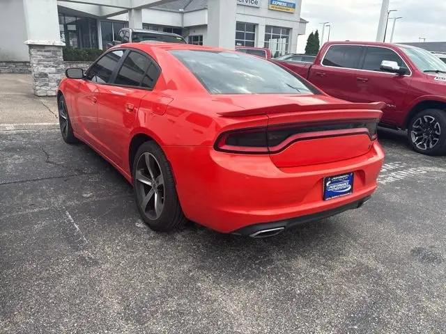 2017 Dodge Charger SE RWD