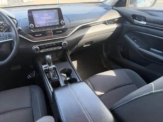 2025 Nissan Altima SV FWD