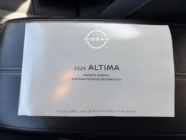 2025 Nissan Altima SV FWD
