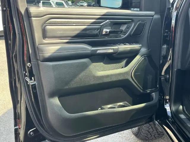 2022 Ram 1500 Limited Crew Cab 4x4 57 Box
