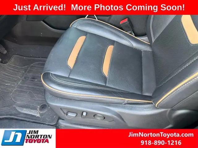 2021 GMC Yukon 4WD AT4