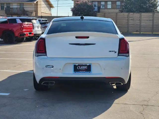2023 Chrysler 300 300S