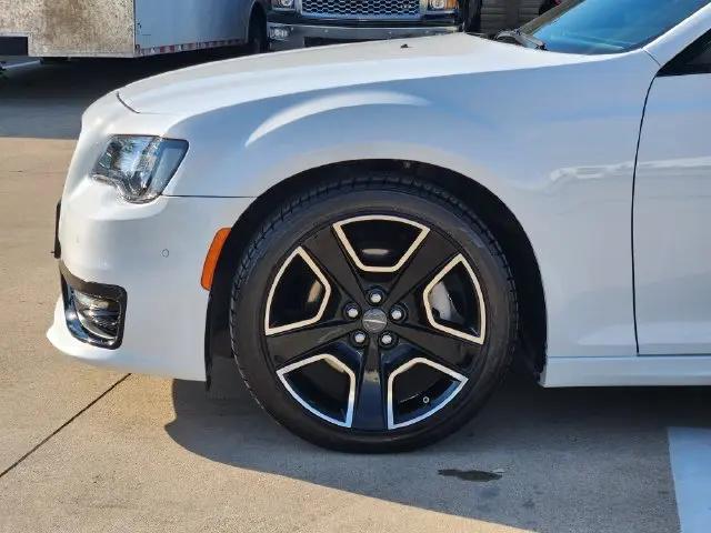 2023 Chrysler 300 300S