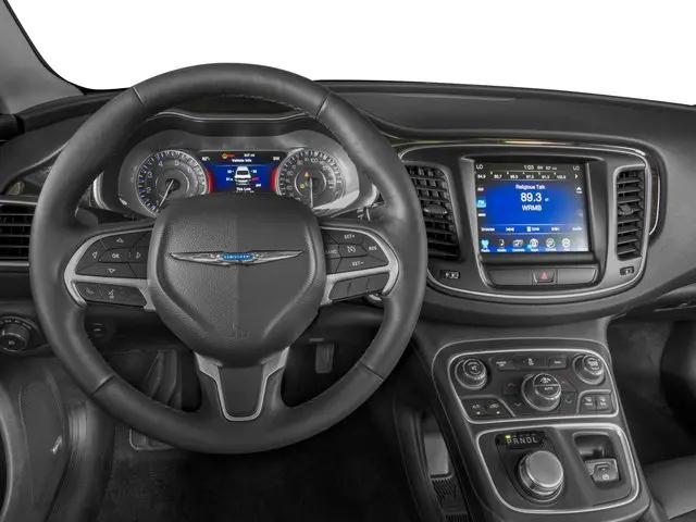 2017 Chrysler 200 Touring