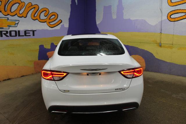 2016 Chrysler 200 C